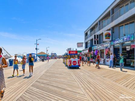 403 Glenwood, Kay\'s Oasis, Wildwood, NJ, 08260 Aditional Picture