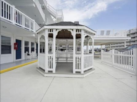 6109 Atlantic, Cape Cod Inn, Wildwood Crest, NJ, 08260 Aditional Picture