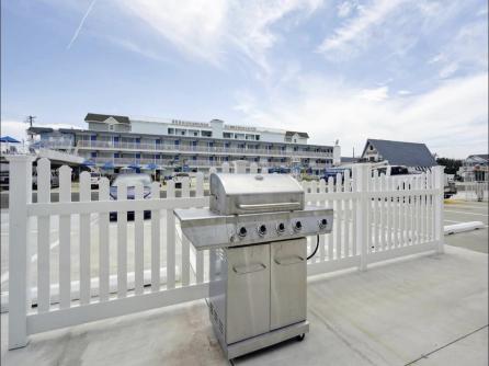 6109 Atlantic, Cape Cod Inn, Wildwood Crest, NJ, 08260 Aditional Picture