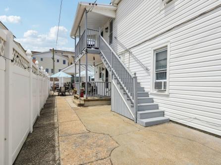 148 Burk, 2nd  Floor Rear Unit, Wildwood, NJ, 08260 Aditional Picture