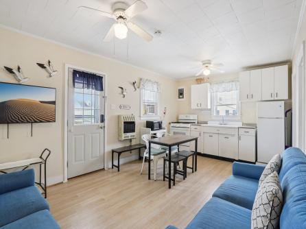 148 Burk, 2nd  Floor Rear Unit, Wildwood, NJ, 08260 Aditional Picture
