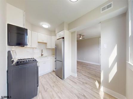 326 37th St S, C (2nd Floor, Right Side), Brigantine, NJ, 08203 Aditional Picture