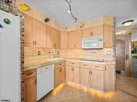 9600 Atlantic, 814, Margate, NJ, 08402 Aditional Picture