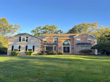 153 Oak Leaf Rd, Berlin Township, NJ, 08009 Main Picture