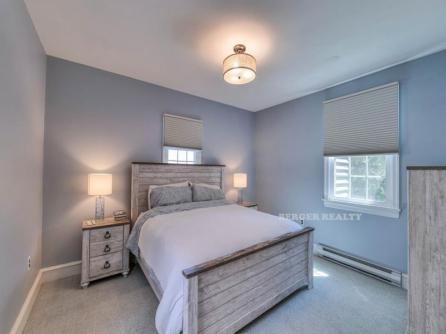 338 E Seaspray Rd
