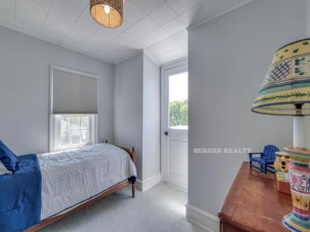338 E Seaspray Rd
