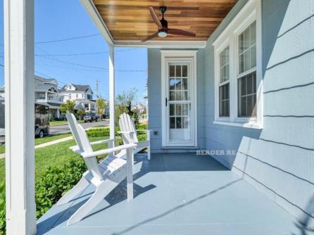 338 E Seaspray Rd