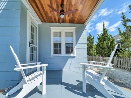 338 E Seaspray Rd