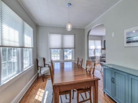 338 E Seaspray Rd