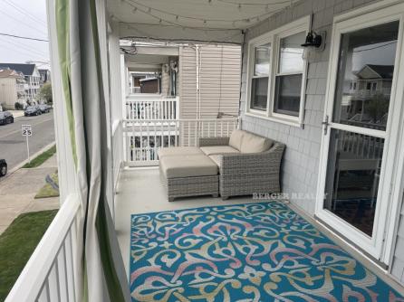 114 Asbury Ave