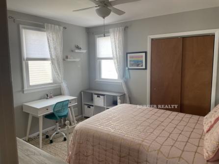 114 Asbury Ave