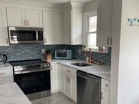 114 Asbury Ave