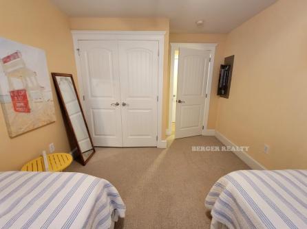 3804 Central Ave