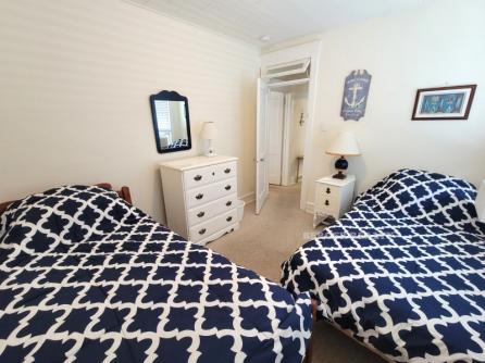 15 Gardens Rd
