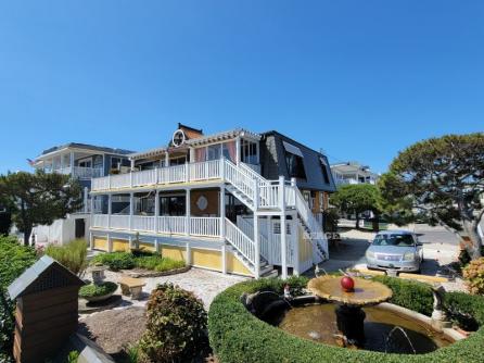 1606 Boardwalk