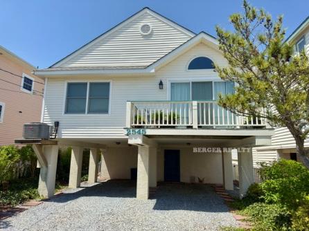 2437 Simpson Ave