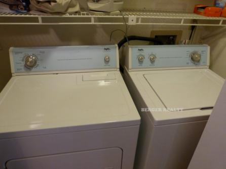 Whirlpool Estate Washer and Dryer Set