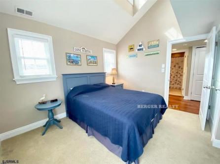 22 Spruce Road