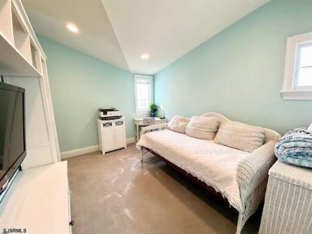 22 Spruce Road