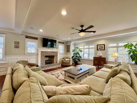 22 Spruce Road