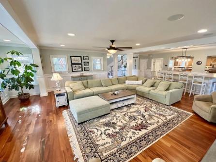22 Spruce Road