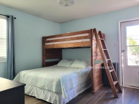 1309 West Ave.