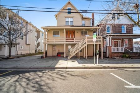 208 Maple, Wildwood, 08260