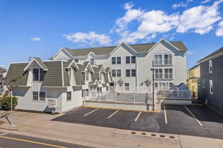 213 Hand, Wildwood, 08260