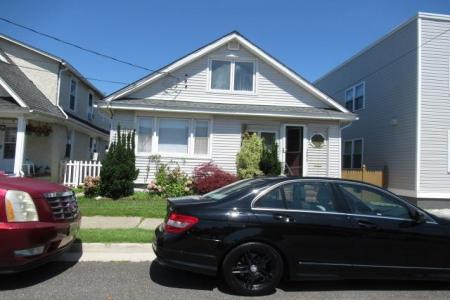 4702 Arctic, Wildwood, 08260