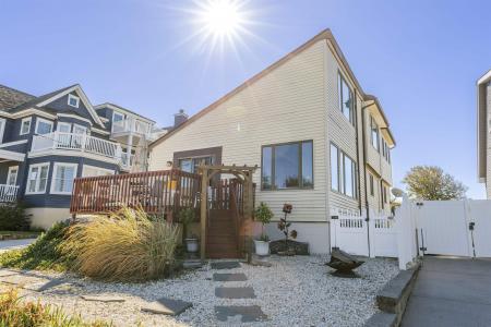 2 Fernwood, Townbank, 08204