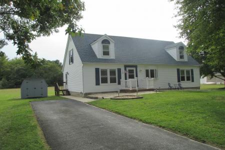 11 Country Village, Cape May Court House, 08210