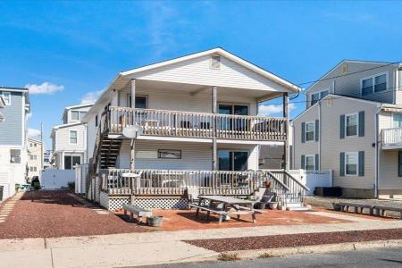 207 92nd, Sea Isle City, 08243