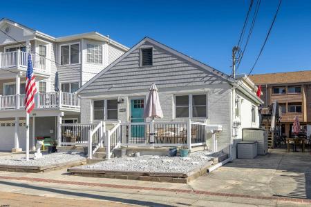 335 43rd St S, Brigantine, 08203