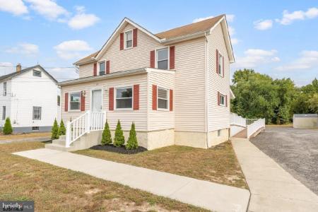 332 North, Hammonton, 08037