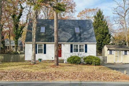 547 Stagecoach Rd, Marmora, 08223