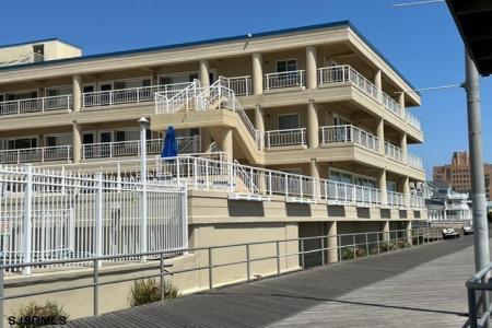 6100 Boardwalk, Ventnor, 08406