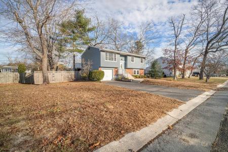 6313 Bensen, Mays Landing, 08330