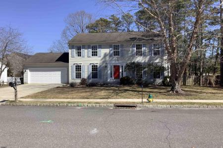 18 Weeping Willow Cir, Egg Harbor Township, 08234