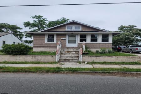 16 Thompson Ave, Pleasantville, 08232