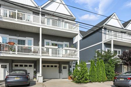 3 Marion Ave, Ventnor, 08406
