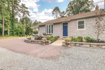 239 Blue Anchor, Sicklerville, 08081