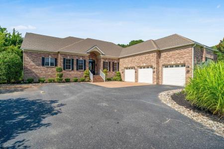 18 Buckthorn Lane, Ocean View, 08210