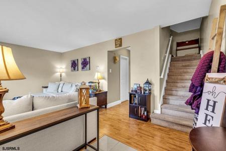 1964 Oak, Vineland, 08361