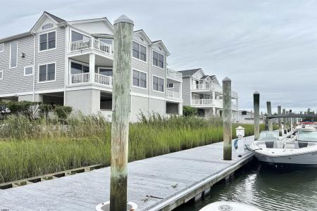 7 Neptune Drive, Somers Point, 08244