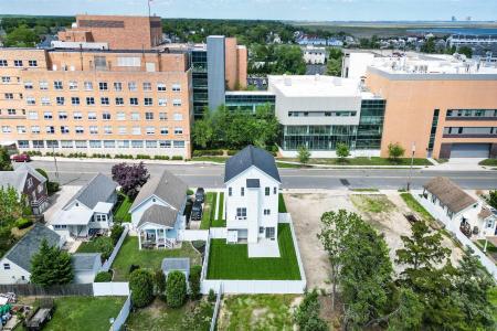 44 New York, Somers Point, 08244