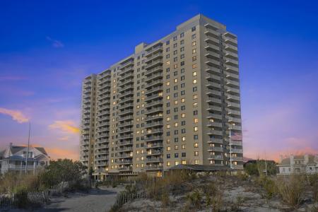 5000 Boardwalk, Ventnor, 08406